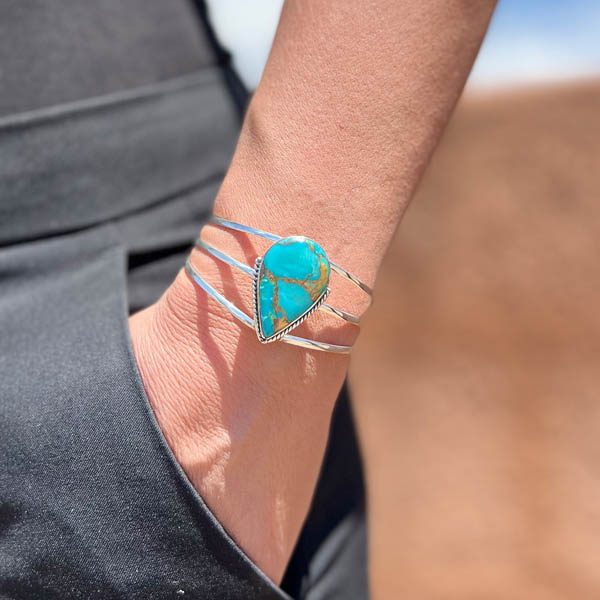 Matrix Turquoise Bracelet Sterling Silver B5600-C84