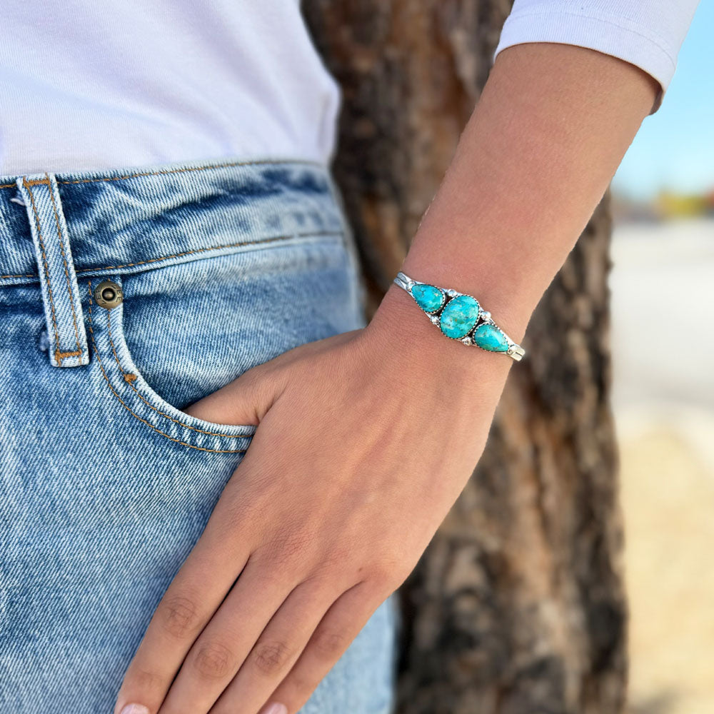 Turquoise Bracelet Sterling Silver B5609-C75
