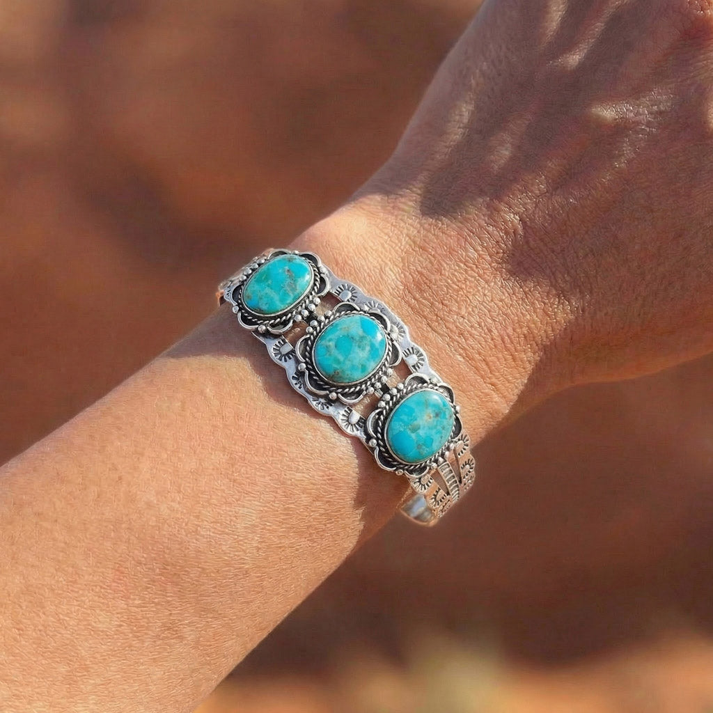 Turquoise Bracelet Sterling Silver B5620-C75