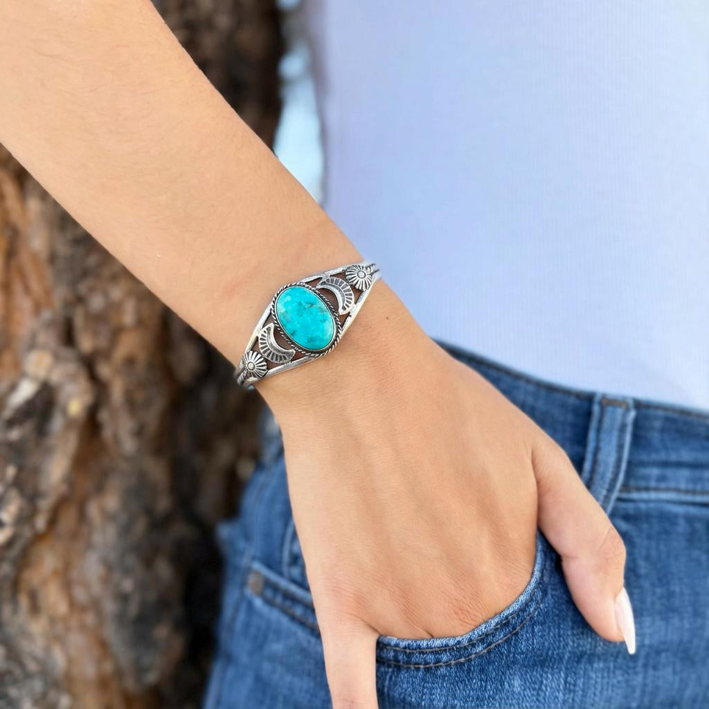 Turquoise Bracelet Sterling Silver B5635-C75