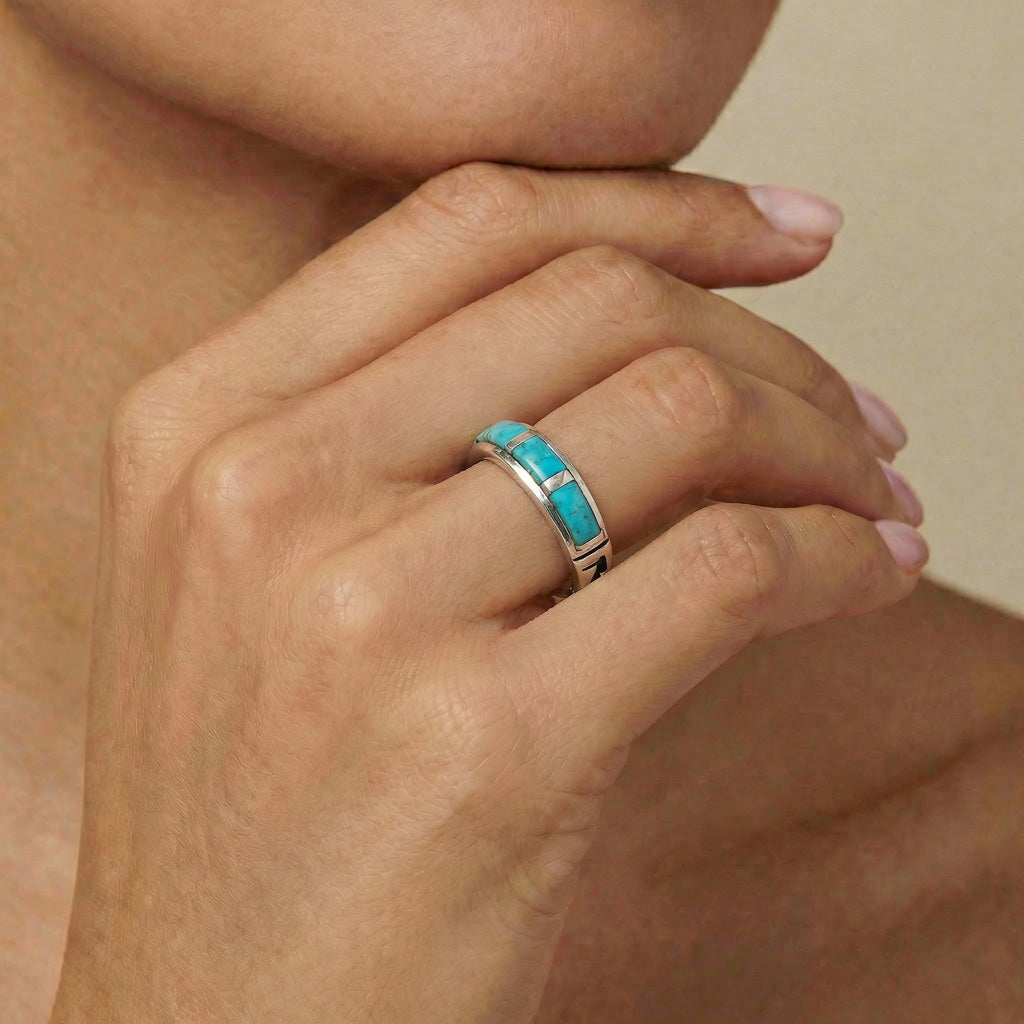 Turquoise Ring Sterling Silver R2545-C05