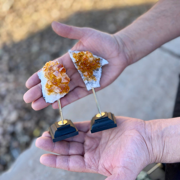 Citrine Geode/Crystal on Stand Z9001-C212